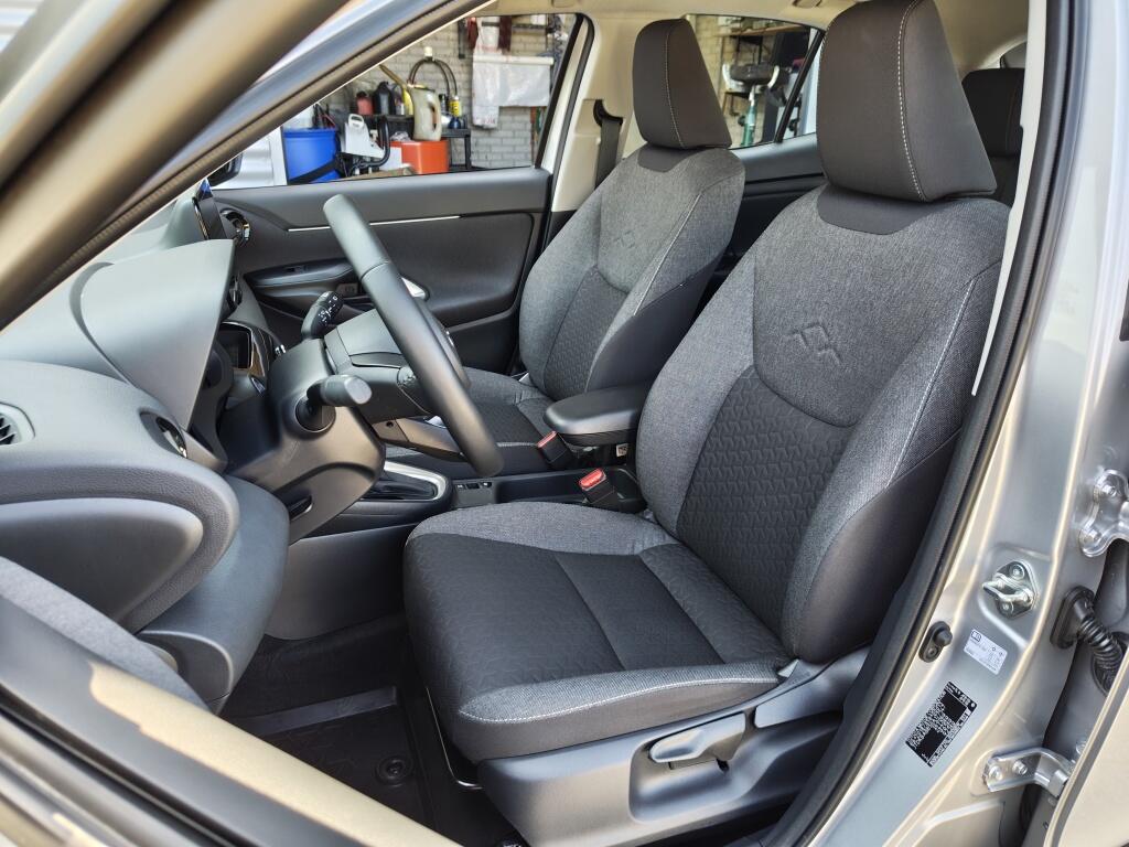 Toyota Yaris Cross 1.5 Hybrid Dynamic | HUD | Sensoren v/a | El. Achterklep | Stoel - Image 26