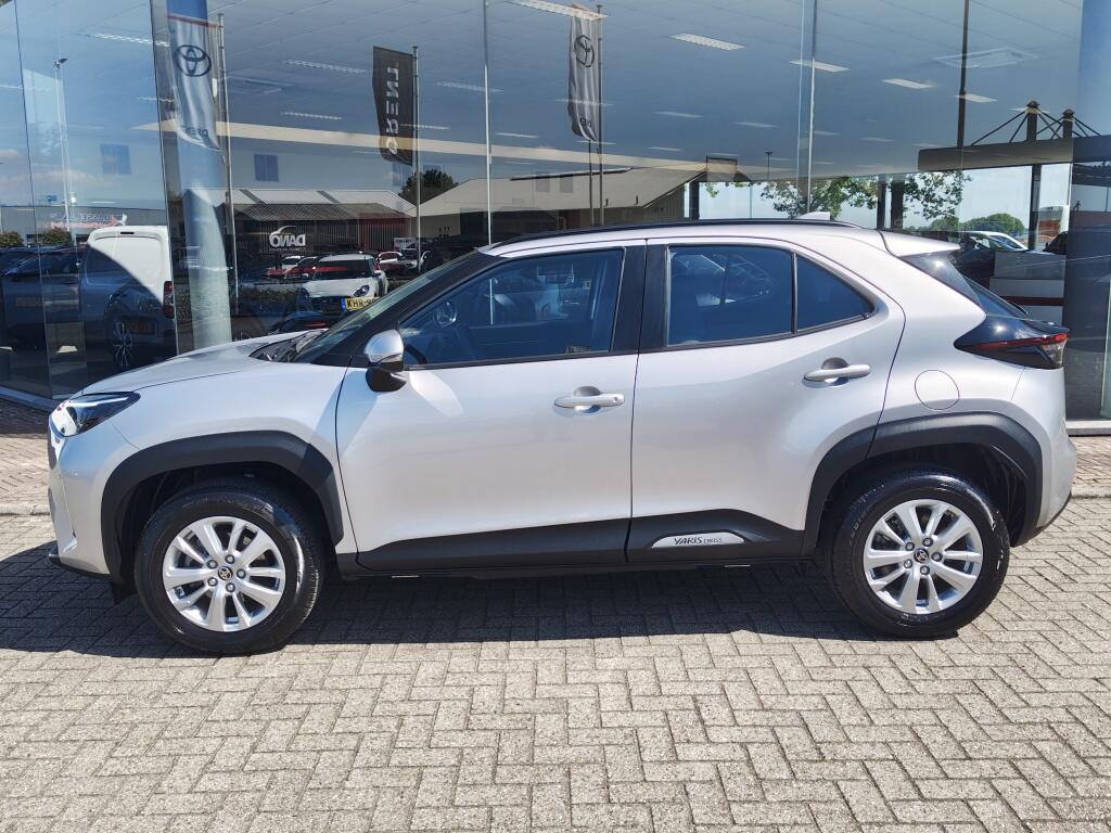 Toyota Yaris Cross 1.5 Hybrid Dynamic | HUD | Sensoren v/a | El. Achterklep | Stoel - Image 3