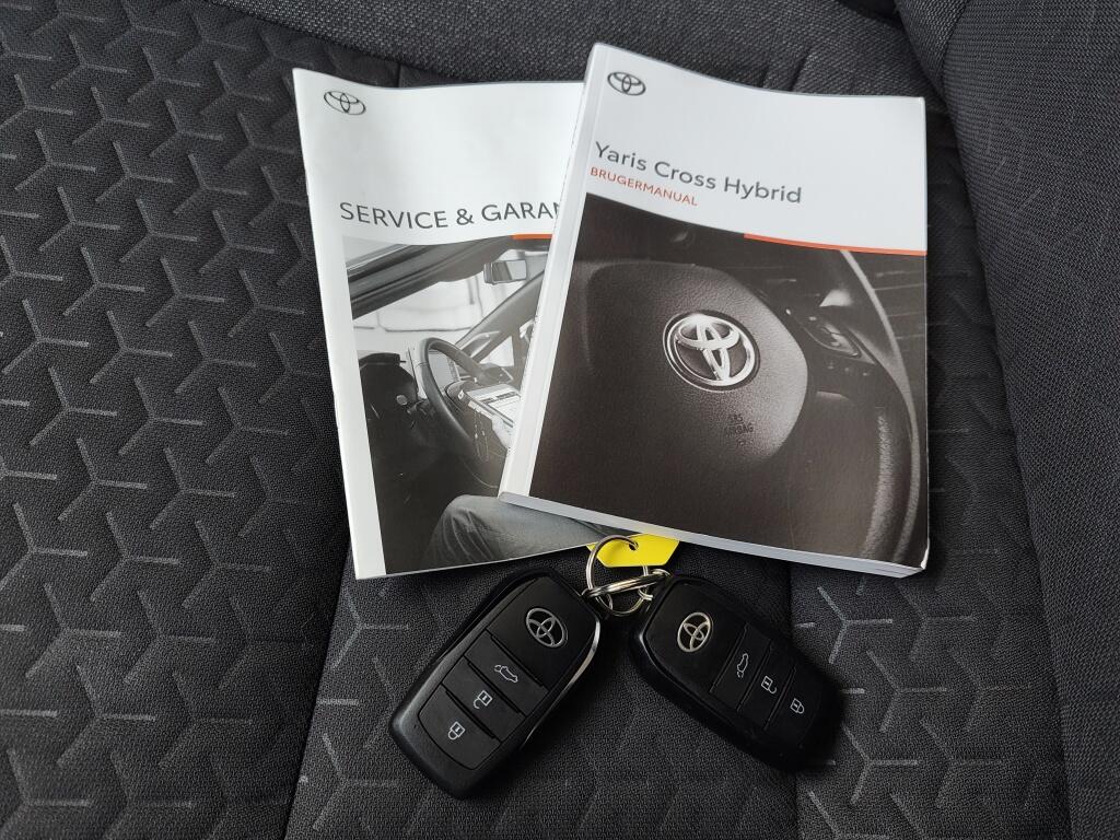 Toyota Yaris Cross 1.5 Hybrid Dynamic | HUD | Sensoren v/a | El. Achterklep | Stoel - Image 40