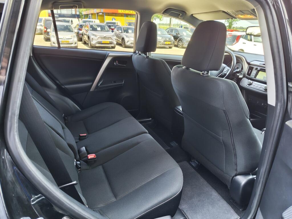 Toyota RAV4 2.0 Dynamic 4WD | 1500KG Trekgew. | Trekhaak | Navi | - Image 28