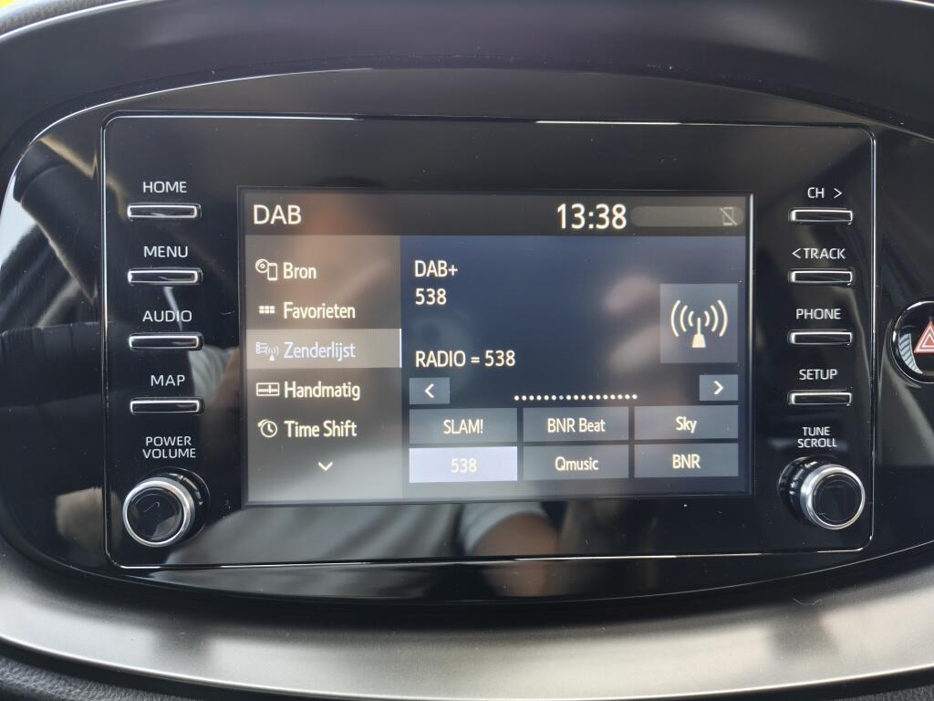 Toyota Aygo X 1.0 VVT-i MT Play | Trekhaak | 18'' Lichtmetaal | Android Auto - Image 17