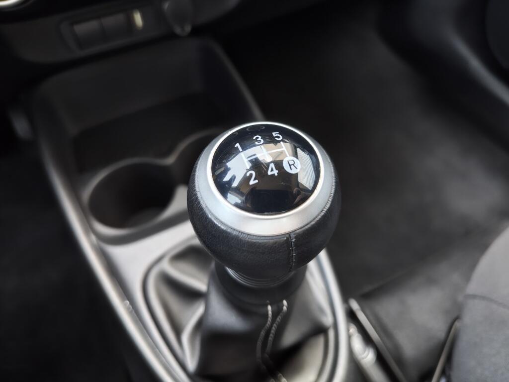 Toyota Aygo X 1.0 VVT-i MT Play | Trekhaak | 18'' Lichtmetaal | Android Auto - Image 22
