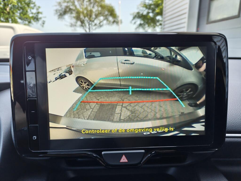 Toyota Yaris 1.5 Hybrid Dynamic | Navi | HUD | Half Leder  | Stuurverwarming - Image 18