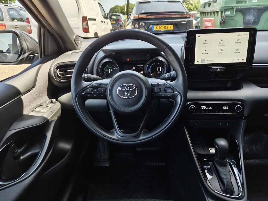 Toyota Yaris 1.5 Hybrid Dynamic | Navi | HUD | Half Leder  | Stuurverwarming - Image 8