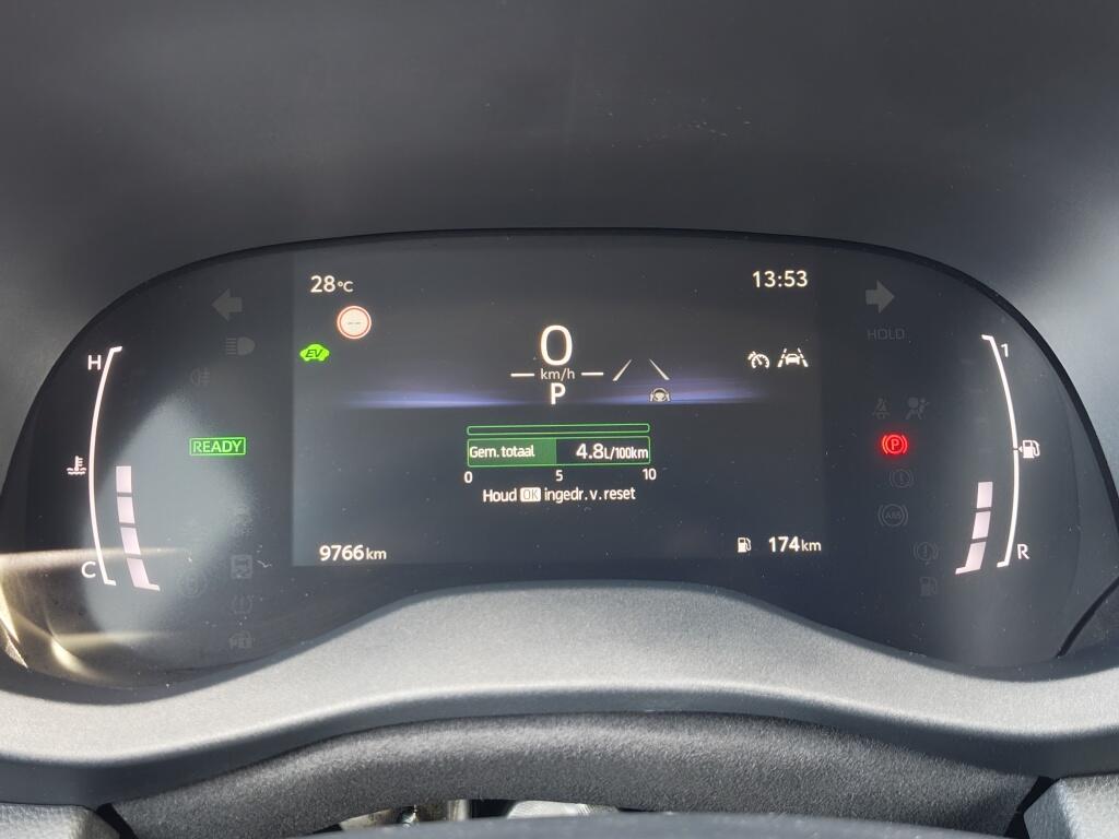 Toyota Yaris 1.5 Hybrid 115 Dynamic | Sensoren v/a | Stuur & Stoelverwarming - Image 10