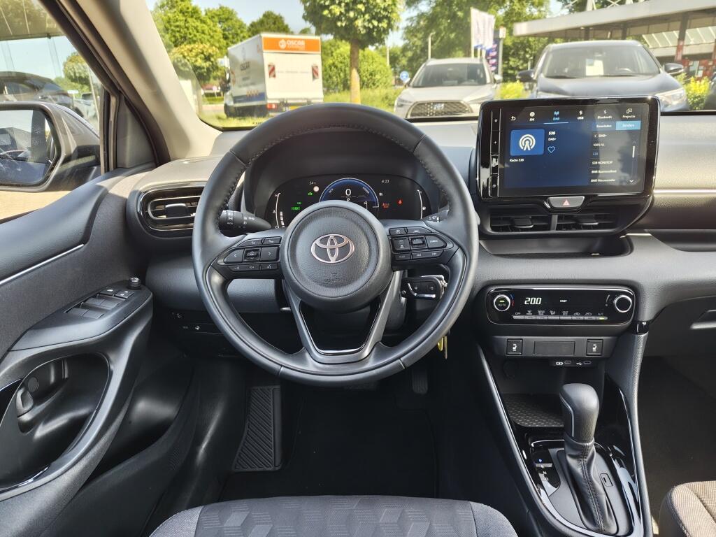 Toyota Yaris 1.5 Hybrid 115 Dynamic | Stoel/Stuurverwarming | Android Auto - Image 8