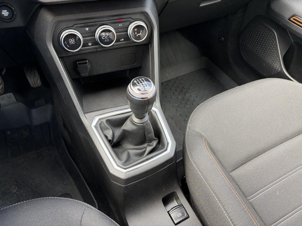 Dacia Sandero Stepway 1.0 TCe Bi-Fuel Essential | All-season | Sensoren achter | - Image 23