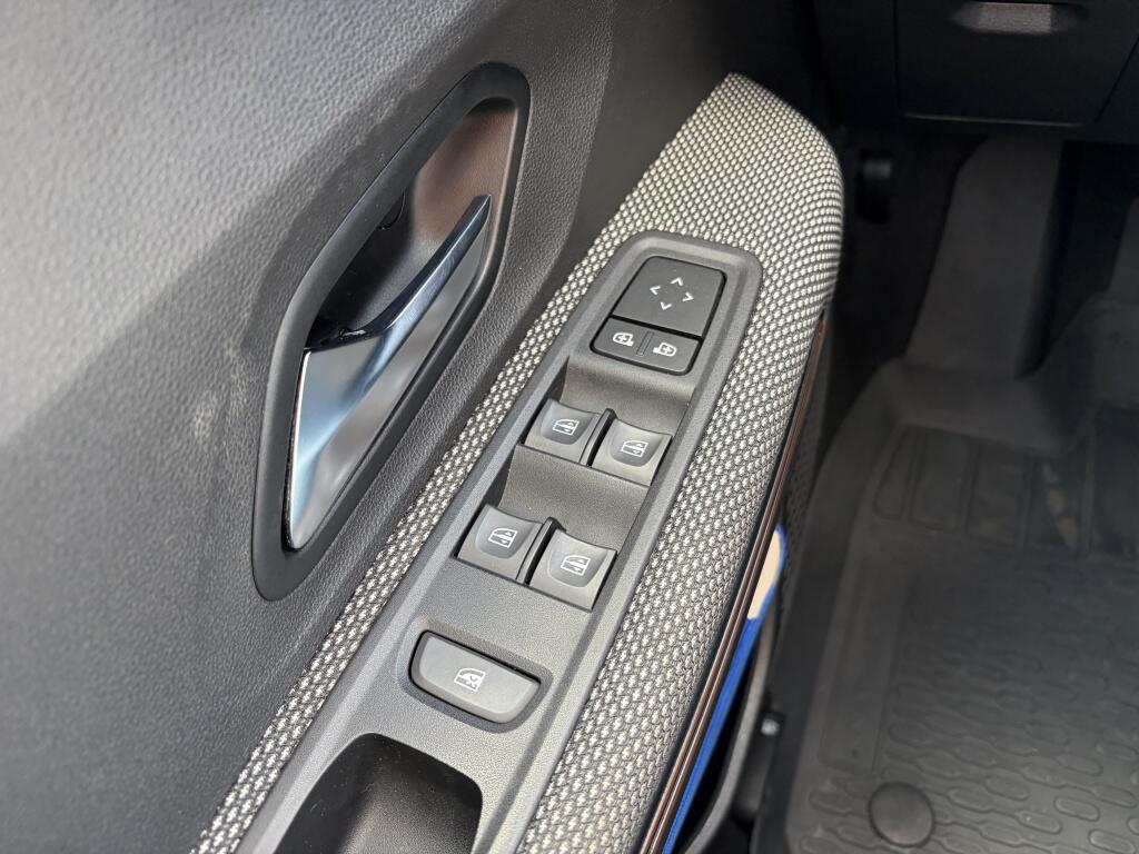Dacia Sandero Stepway 1.0 TCe Bi-Fuel Essential | All-season | Sensoren achter | - Image 24