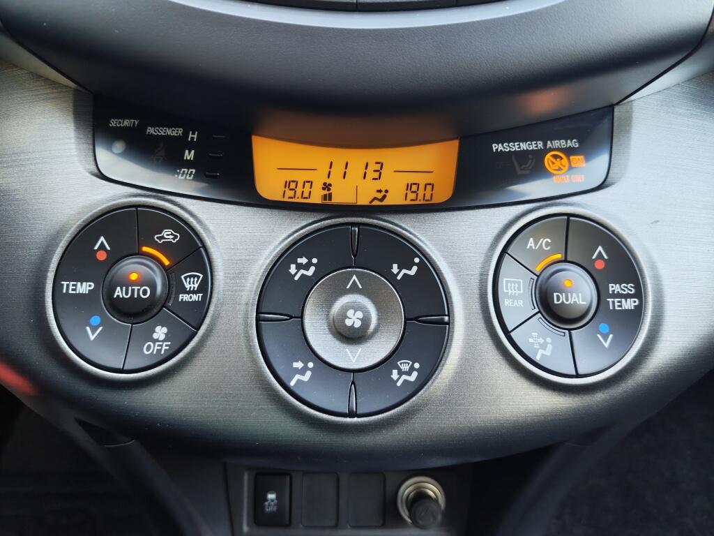 Toyota RAV4 2.0 VVTi Dynamic 2WD | Goed Onderhouden | 2000Kg Trekgew. - Image 15
