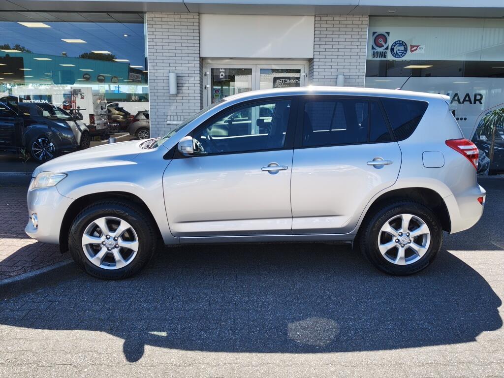 Toyota RAV4 2.0 VVTi Dynamic 2WD | Goed Onderhouden | 2000Kg Trekgew. - Image 3