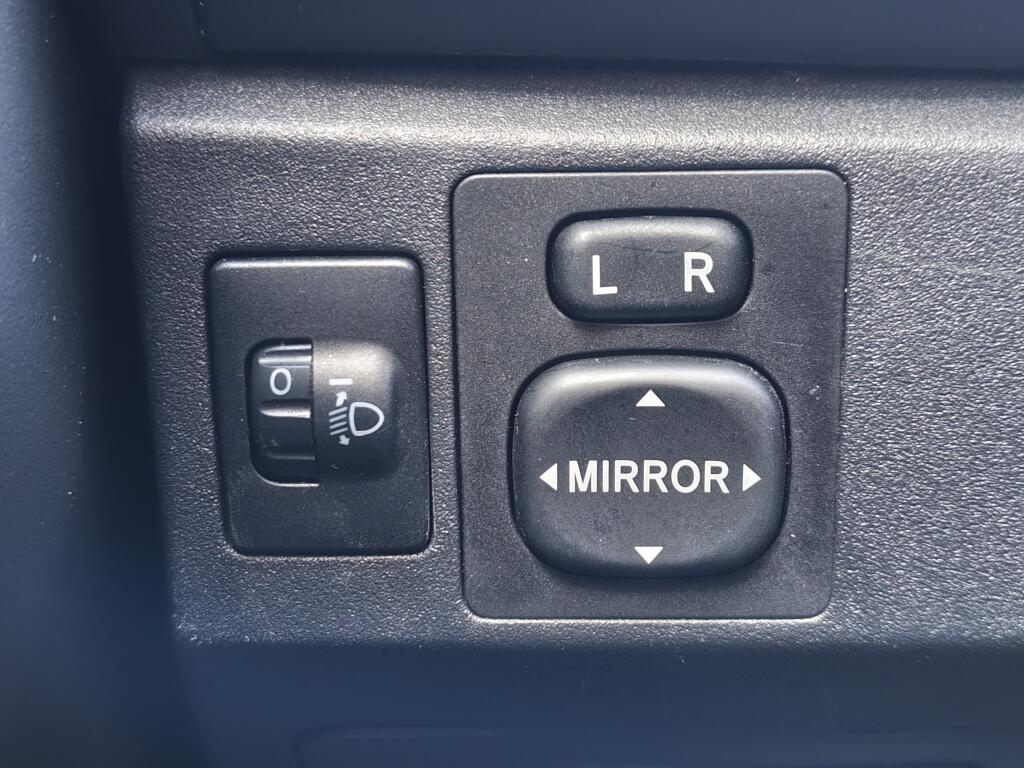 Toyota Yaris 1.3 VVTi Sol | Airco | Centrale Deurvergr. | El. Raambediening - Image 18