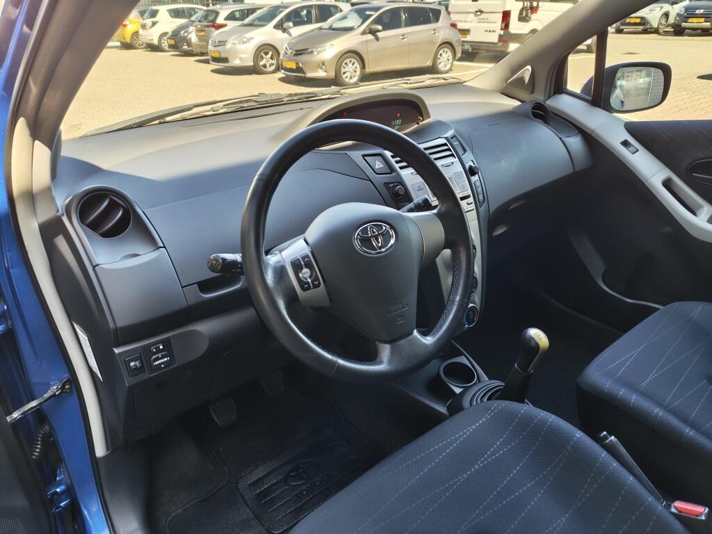 Toyota Yaris 1.3 VVTi Sol | Airco | Centrale Deurvergr. | El. Raambediening - Image 19