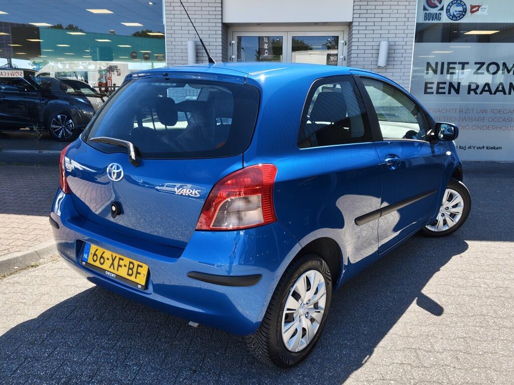 Toyota Yaris 1.3 VVTi Sol | Airco | Centrale Deurvergr. | El. Raambediening - Image 4