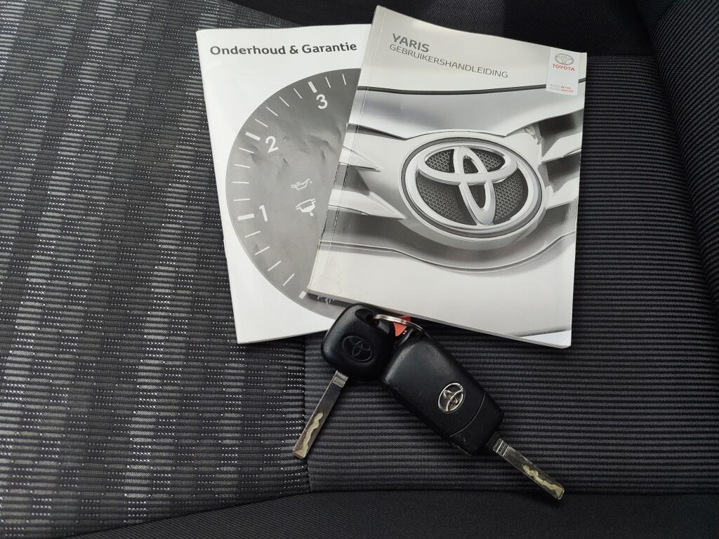 Toyota Yaris 1.0 VVT-i Aspiration | Airco | Goed Onderhouden | Achteruitrijca - Image 35