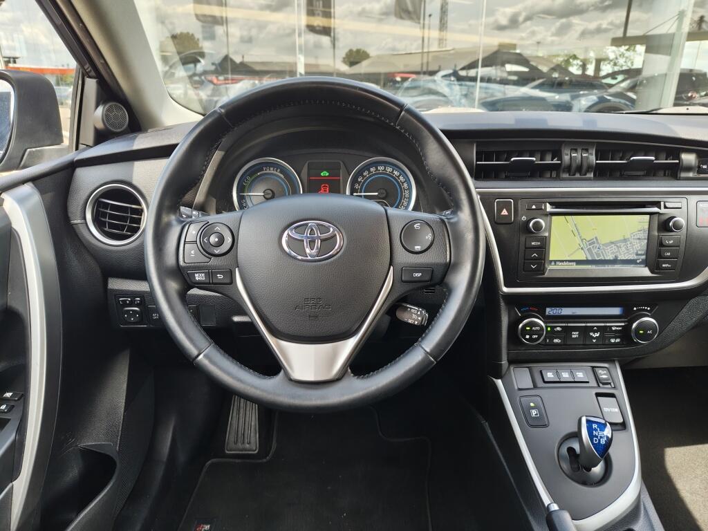 Toyota Auris Touring Sports 1.8 Hybrid Lease Pro | Pano | Trekhaak Afn. | Sensoren v/a | Sto - Image 11
