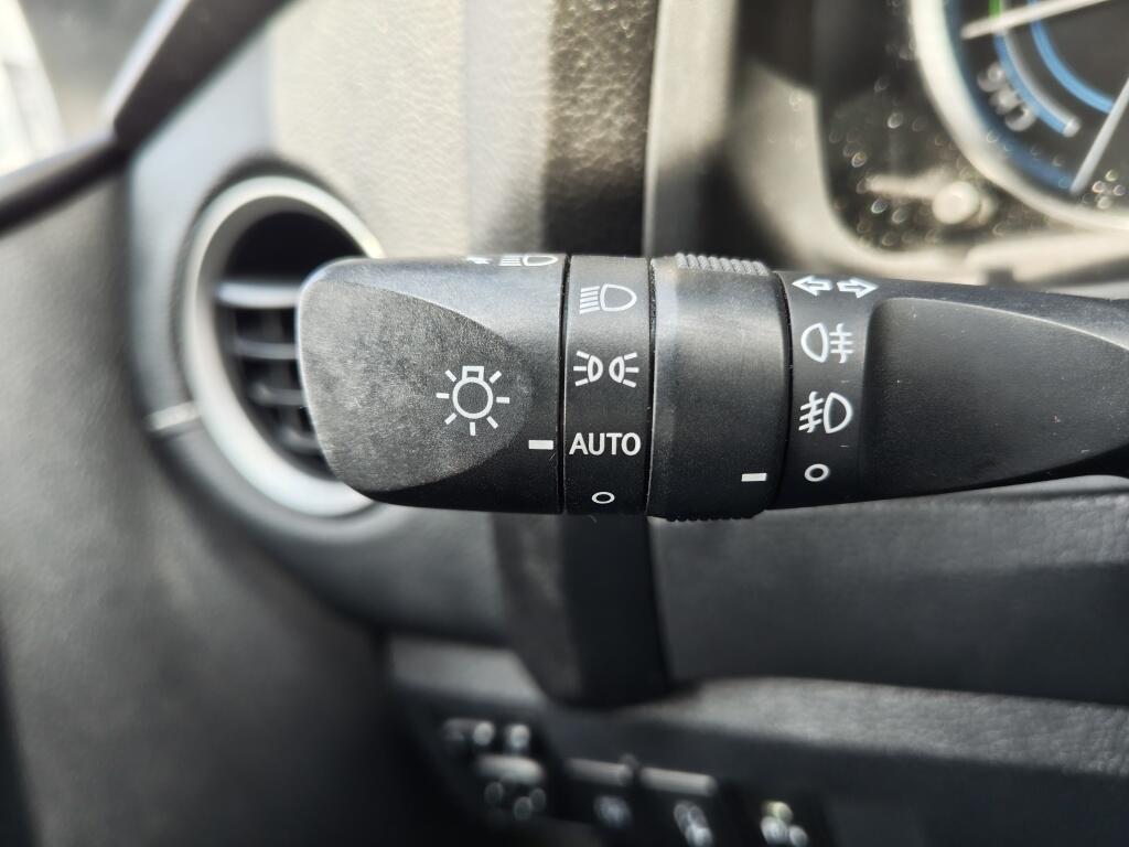 Toyota Auris Touring Sports 1.8 Hybrid Lease Pro | Pano | Trekhaak Afn. | Sensoren v/a | Sto - Image 14