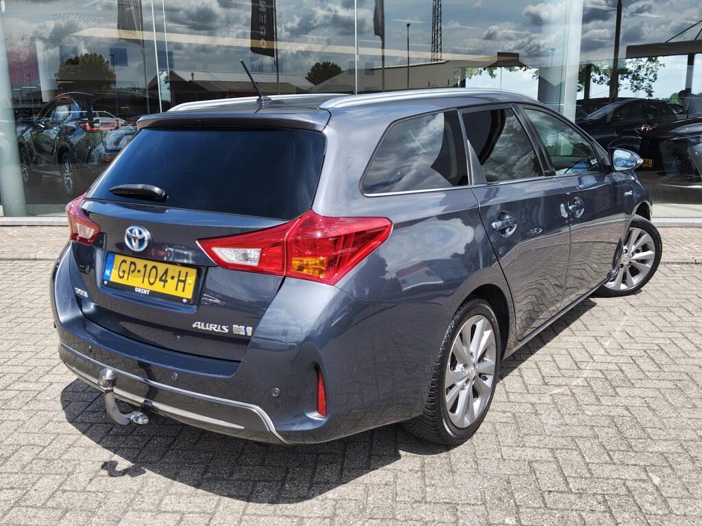 Toyota Auris Touring Sports 1.8 Hybrid Lease Pro | Pano | Trekhaak Afn. | Sensoren v/a | Sto - Image 4