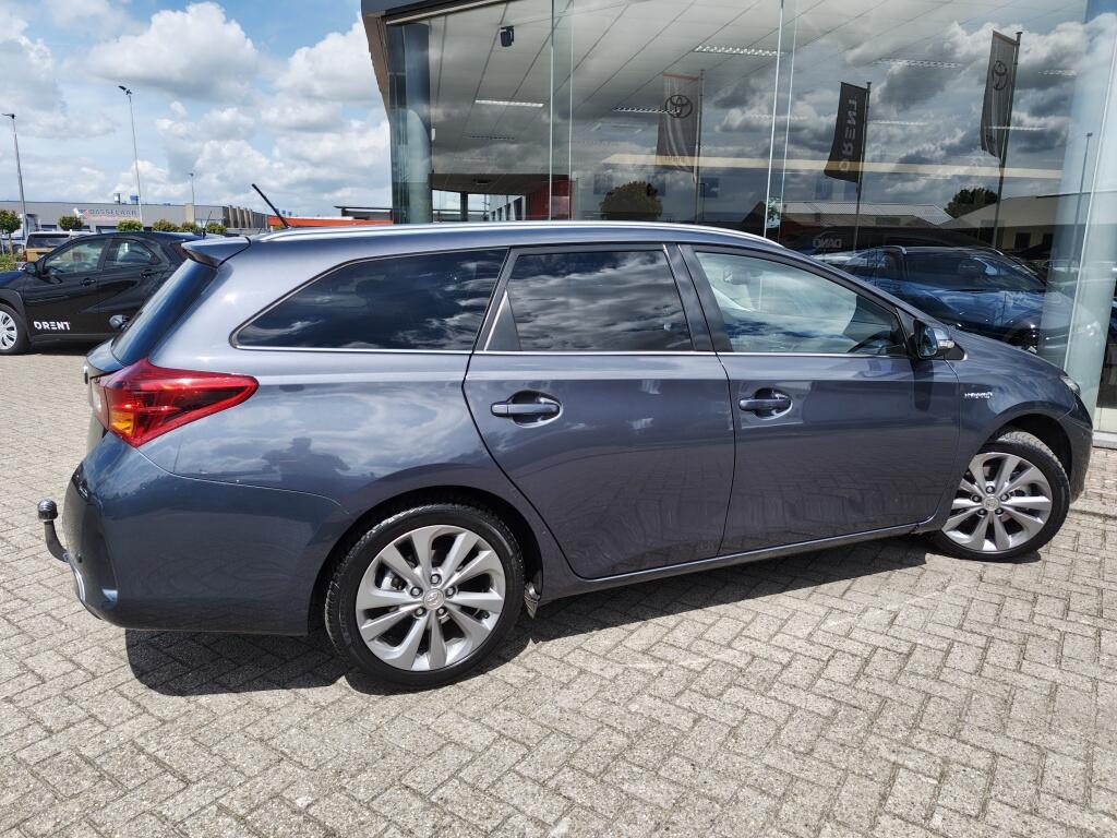 Toyota Auris Touring Sports 1.8 Hybrid Lease Pro | Pano | Trekhaak Afn. | Sensoren v/a | Sto - Image 5