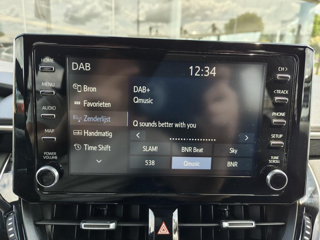 Toyota Corolla Touring Sports 1.8 Hybrid Dynamic | Trekhaak | Stoelverwarming | Apple Carplay - Image 17