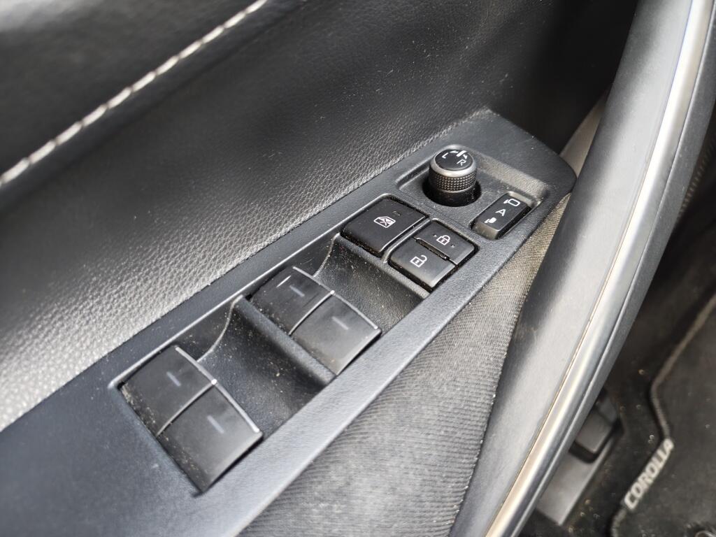 Toyota Corolla Touring Sports 1.8 Hybrid Dynamic | Trekhaak | Stoelverwarming | Apple Carplay - Image 24
