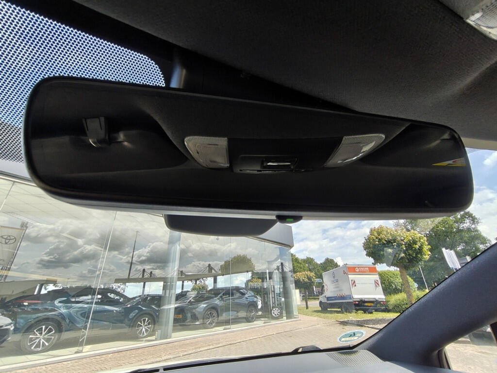 Toyota Corolla Touring Sports 1.8 Hybrid Dynamic | Trekhaak | Stoelverwarming | Apple Carplay - Image 25