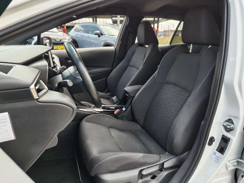 Toyota Corolla Touring Sports 1.8 Hybrid Dynamic | Trekhaak | Stoelverwarming | Apple Carplay - Image 27