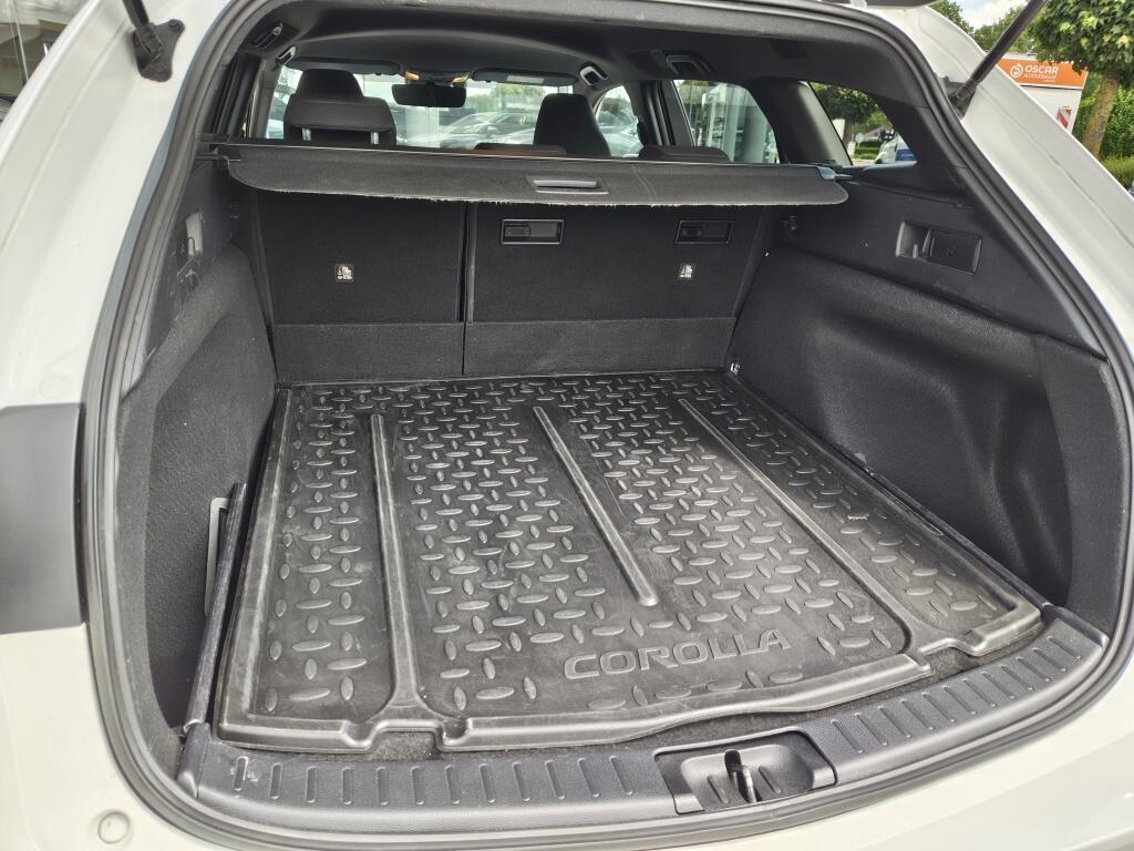Toyota Corolla Touring Sports 1.8 Hybrid Dynamic | Trekhaak | Stoelverwarming | Apple Carplay - Image 32