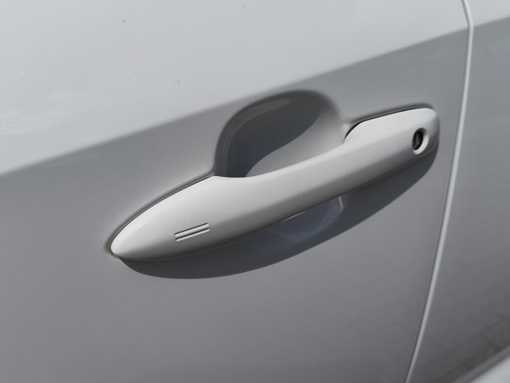 Toyota Corolla Touring Sports 1.8 Hybrid Dynamic | Trekhaak | Stoelverwarming | Apple Carplay - Image 37