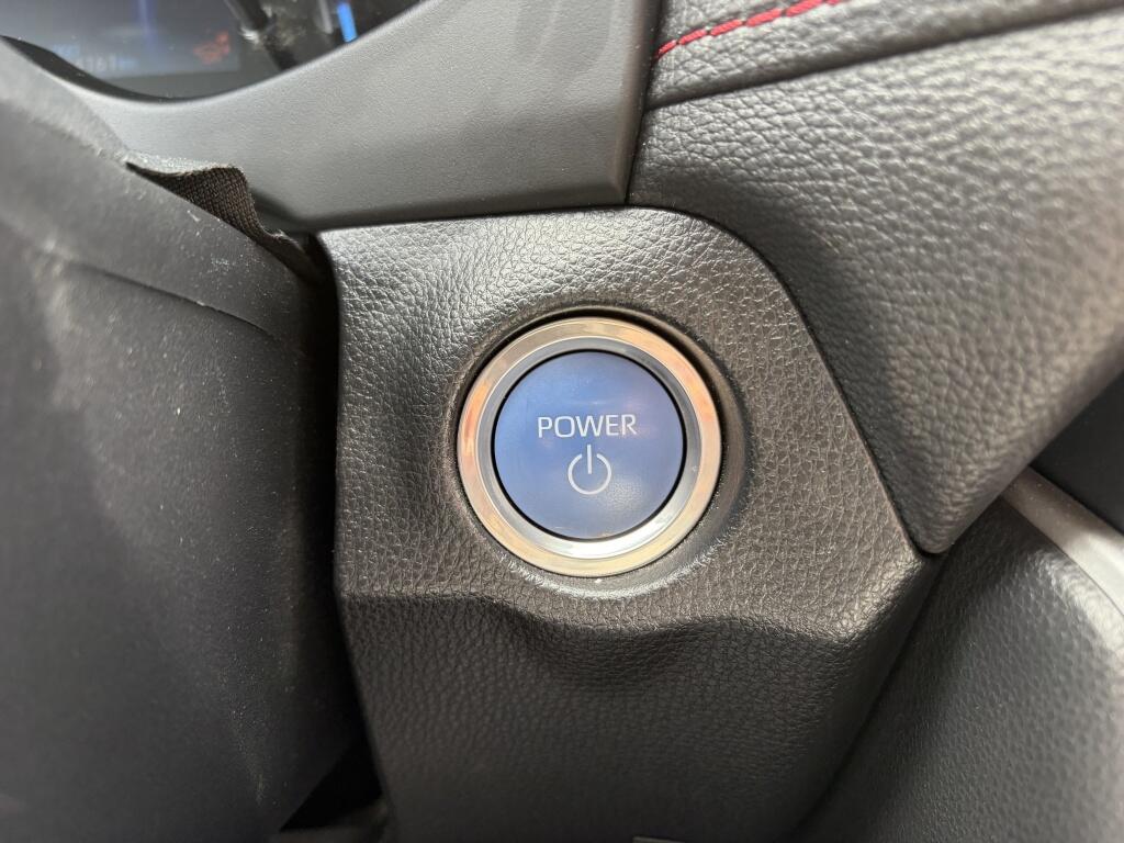 Toyota RAV4 2.5 Plug-In Hybrid Bi-Tone + | JBL | 360 Camera | HUD | Trekhaak - Image 18