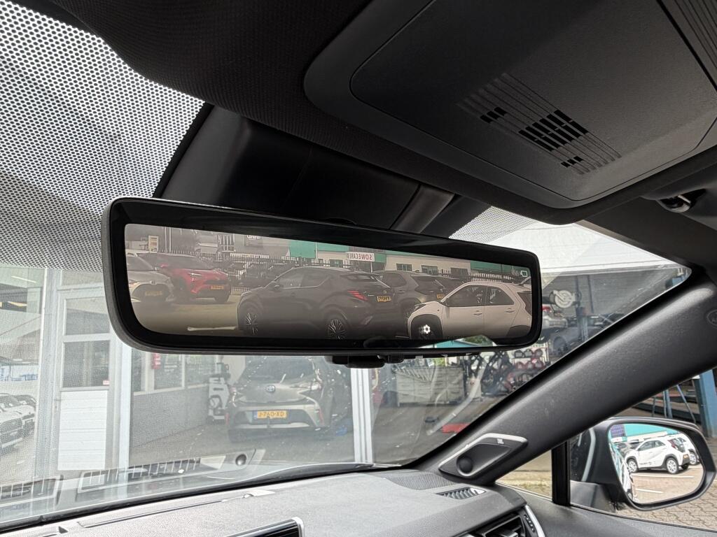 Toyota RAV4 2.5 Plug-In Hybrid Bi-Tone + | JBL | 360 Camera | HUD | Trekhaak - Image 20