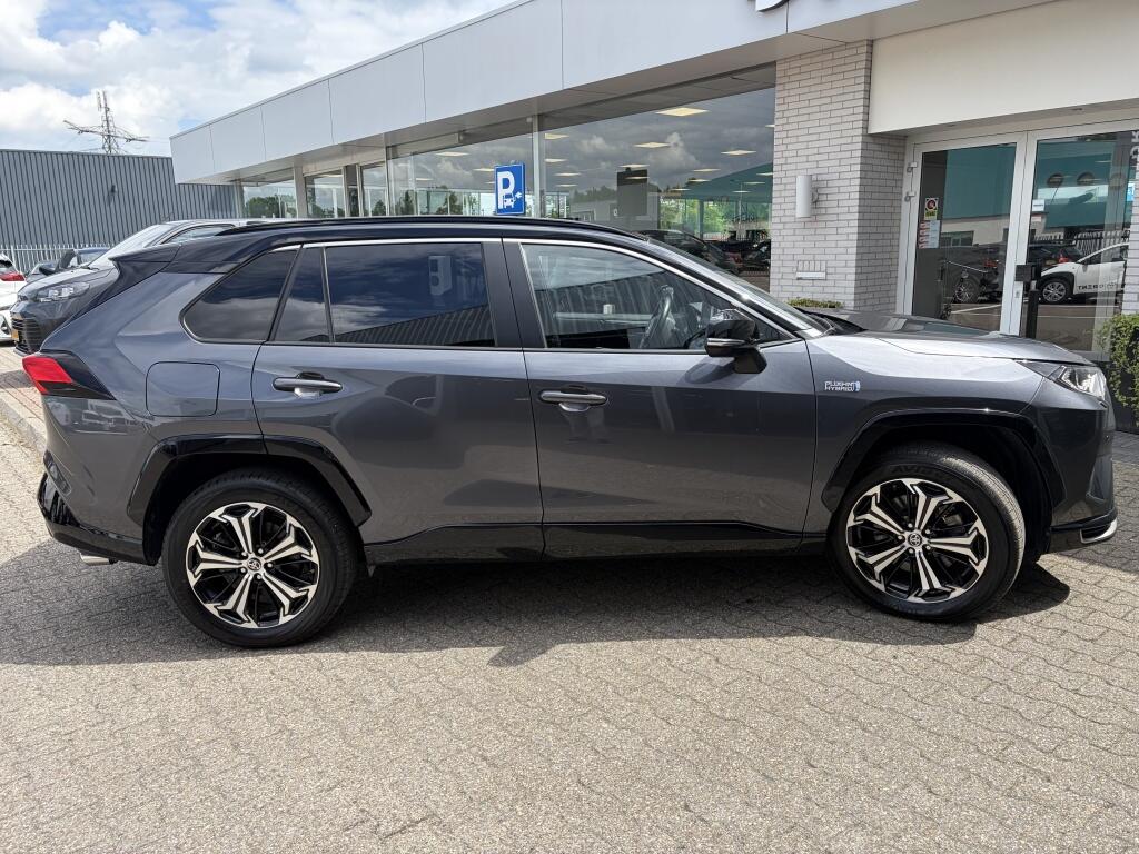 Toyota RAV4 2.5 Plug-In Hybrid Bi-Tone + | JBL | 360 Camera | HUD | Trekhaak - Image 5