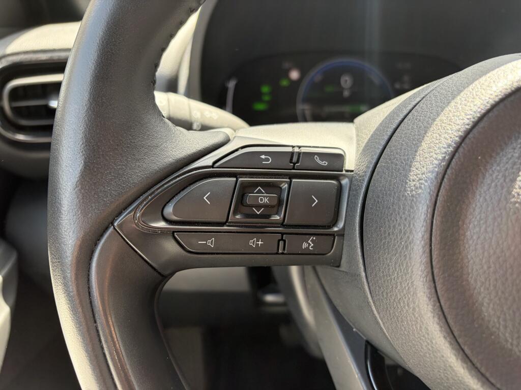 Toyota Yaris Cross 1.5 Hybrid 115 Dynamic | Sensoren v/a | Stuur + Stoelverwarming - Image 13