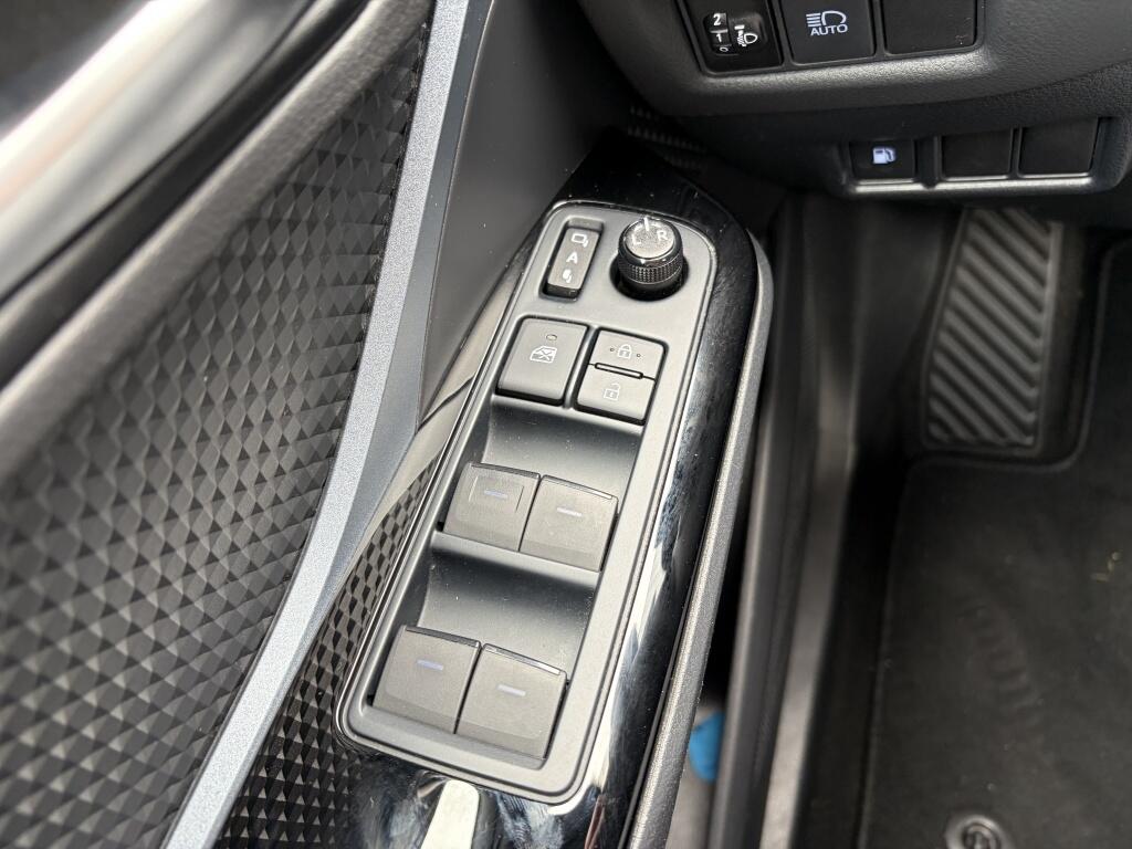 Toyota C-HR 2.0 Hybrid Style | Stoelverwarming | Sensoren V/A | JBL | - Image 27
