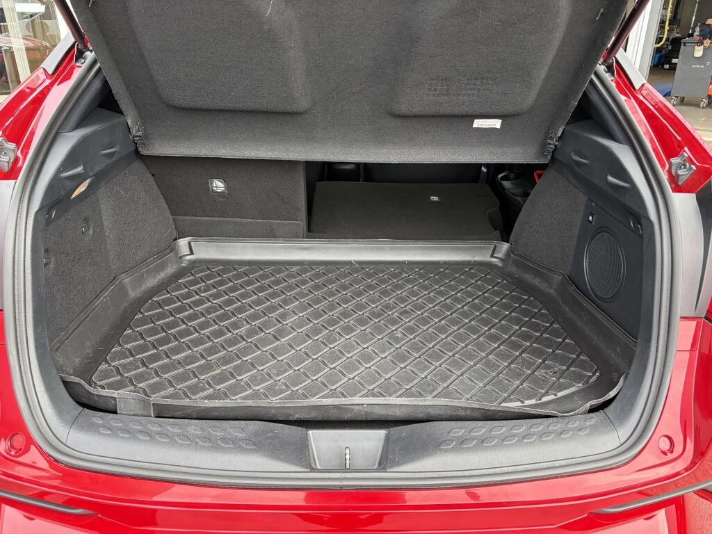 Toyota C-HR 2.0 Hybrid Style | Stoelverwarming | Sensoren V/A | JBL | - Image 35