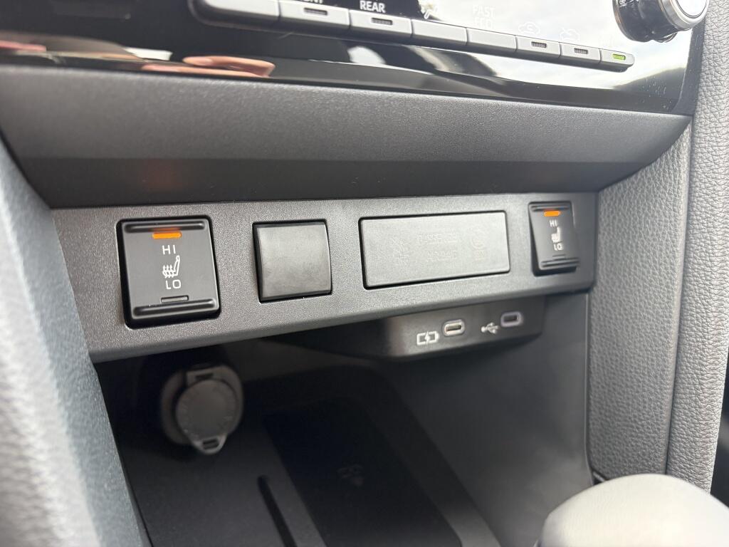 Toyota Yaris Cross 1.5 Hybrid 130 Dynamic | Comfort Pack | Sensoren v/a | Stoelverw - Image 22