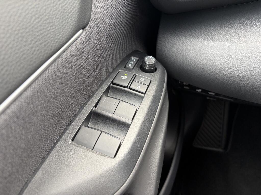 Toyota Yaris Cross 1.5 Hybrid 130 Dynamic | Comfort Pack | Sensoren v/a | Stoelverw - Image 26