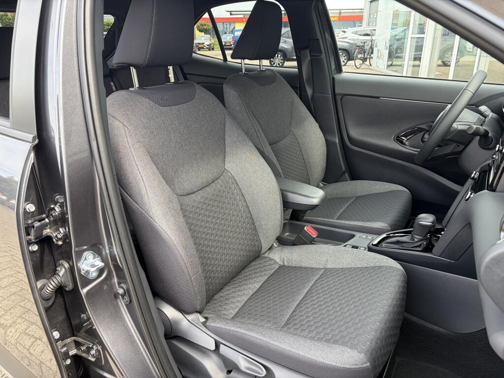 Toyota Yaris Cross 1.5 Hybrid 130 Dynamic | Comfort Pack | Sensoren v/a | Stoelverw - Image 30