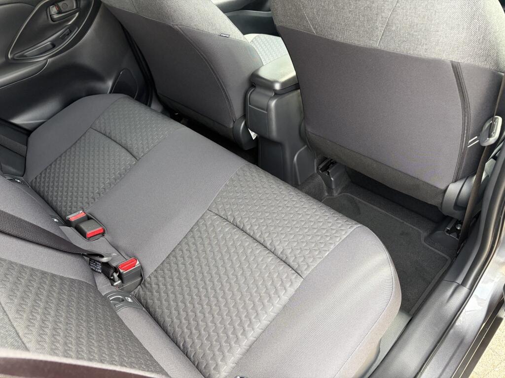 Toyota Yaris Cross 1.5 Hybrid 130 Dynamic | Comfort Pack | Sensoren v/a | Stoelverw - Image 31