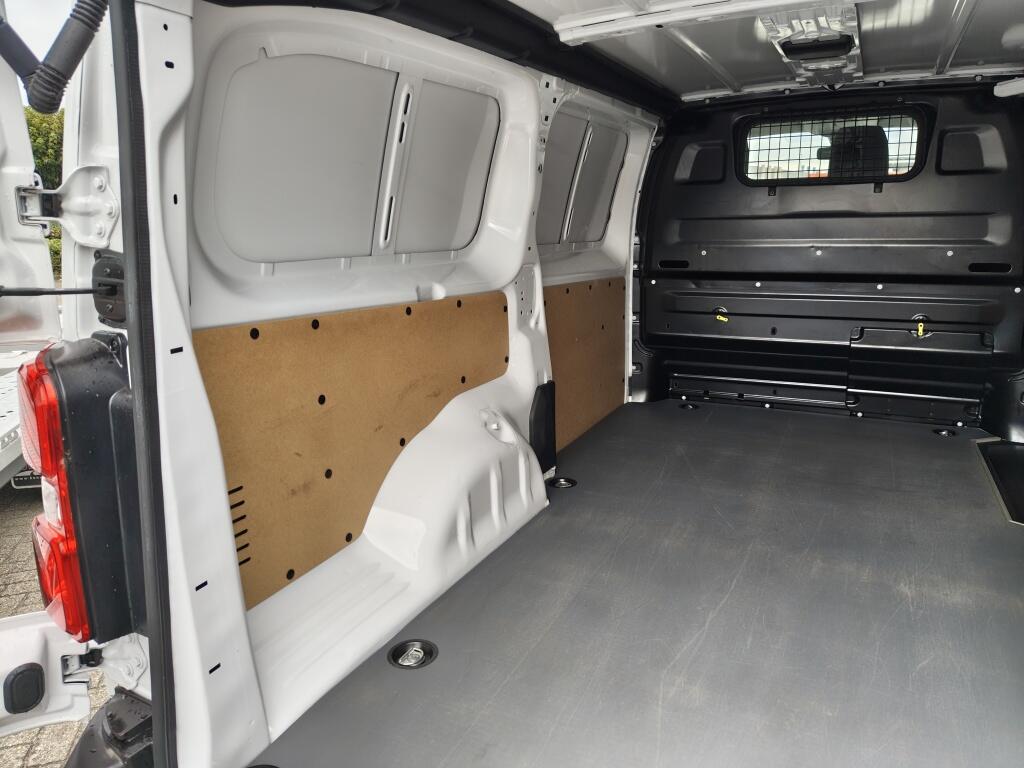 Toyota PROACE Long Worker 2.0 D-4D L2 Challenger | Stoel/Stuurverw. | Navi | 360 camera - Image 11