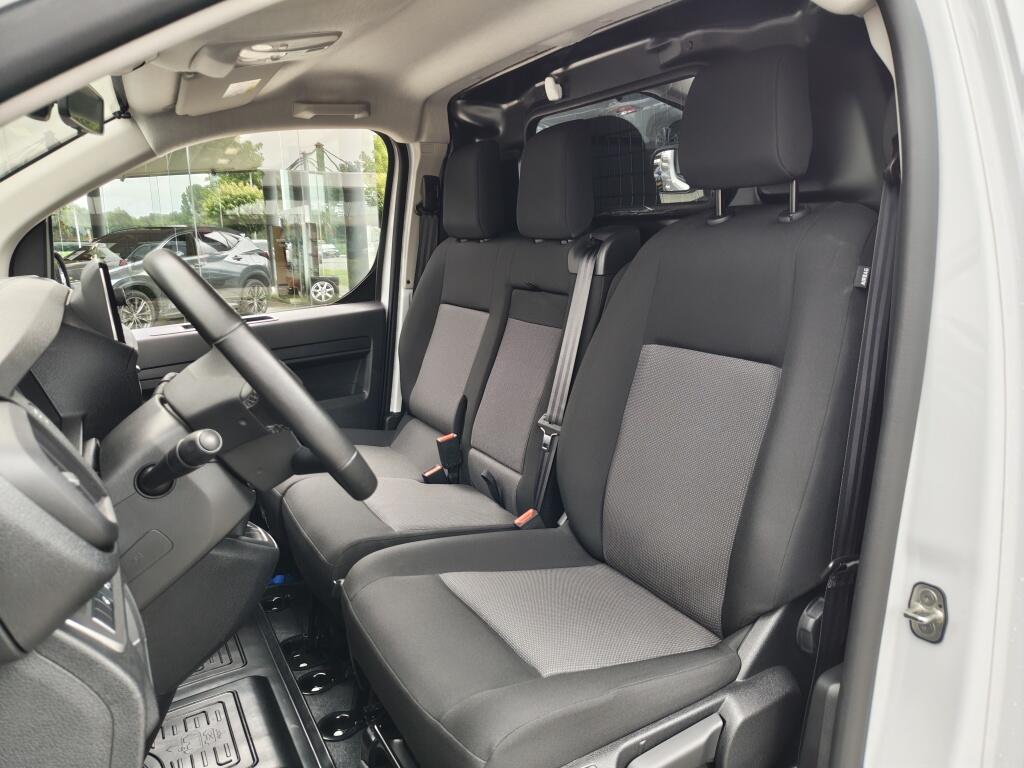Toyota PROACE Long Worker 2.0 D-4D L2 Challenger | Stoel/Stuurverw. | Navi | 360 camera - Image 32