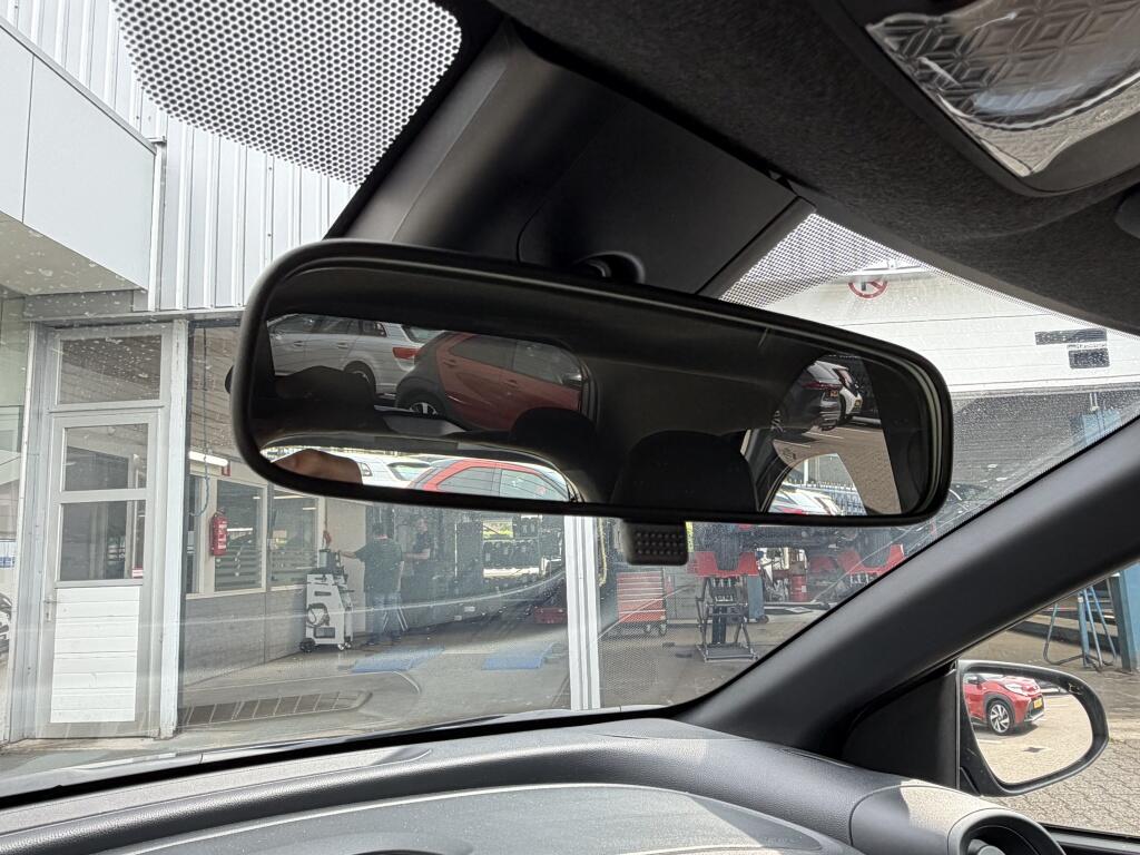 Toyota Aygo X 1.0 VVT-i MT Play | Apple CarPlay Android Auto | DAB | Elektr. r - Image 15