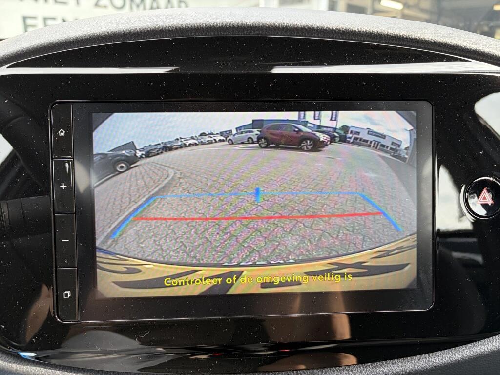 Toyota Aygo X 1.0 VVT-i MT Play | Apple CarPlay Android Auto | DAB | Elektr. r - Image 17