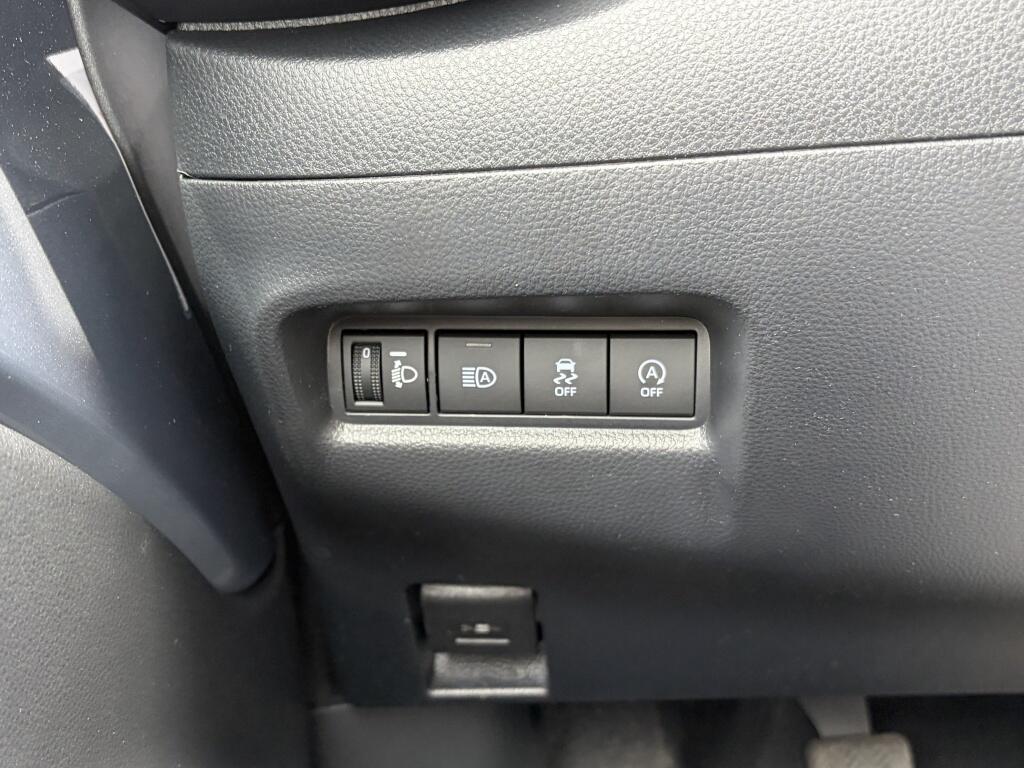 Toyota Aygo X 1.0 VVT-i MT Play | Apple CarPlay Android Auto | DAB | Elektr. r - Image 22