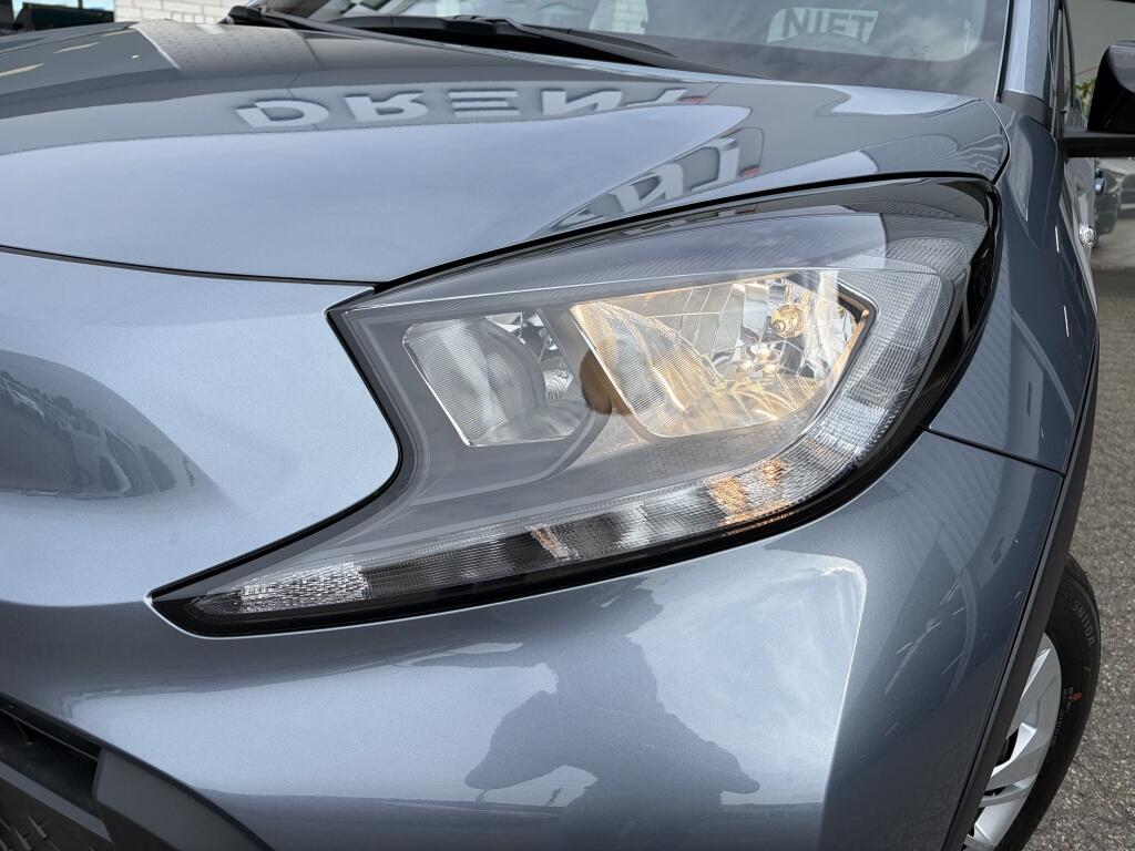 Toyota Aygo X 1.0 VVT-i MT Play | Apple CarPlay Android Auto | DAB | Elektr. r - Image 31