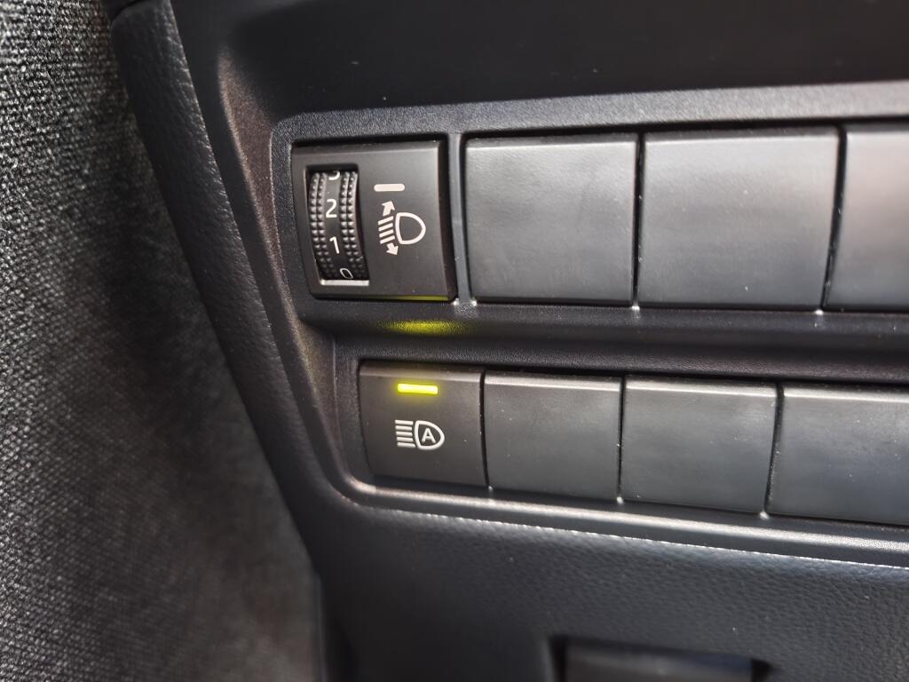 Toyota Yaris 1.5 Hybrid First Edition | Navi | Keyless Start & Entry | Androi - Image 23