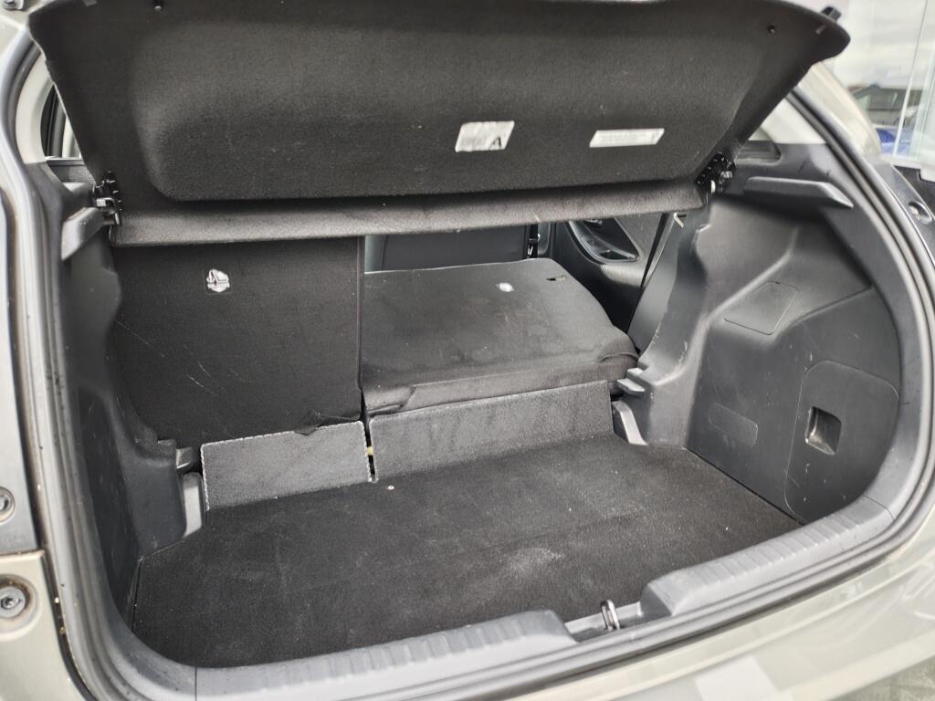 Toyota Yaris 1.5 Hybrid First Edition | Navi | Keyless Start & Entry | Androi - Image 30