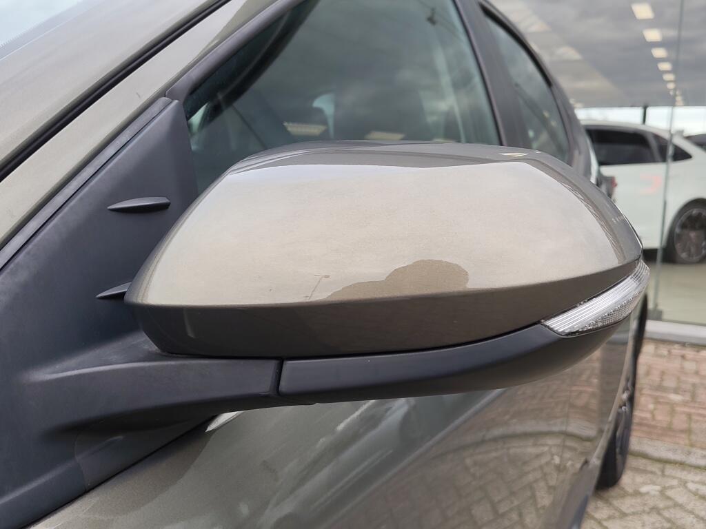 Toyota Yaris 1.5 Hybrid First Edition | Navi | Keyless Start & Entry | Androi - Image 33