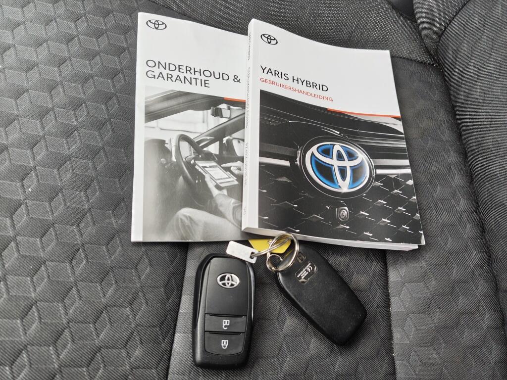 Toyota Yaris 1.5 Hybrid First Edition | Navi | Keyless Start & Entry | Androi - Image 36