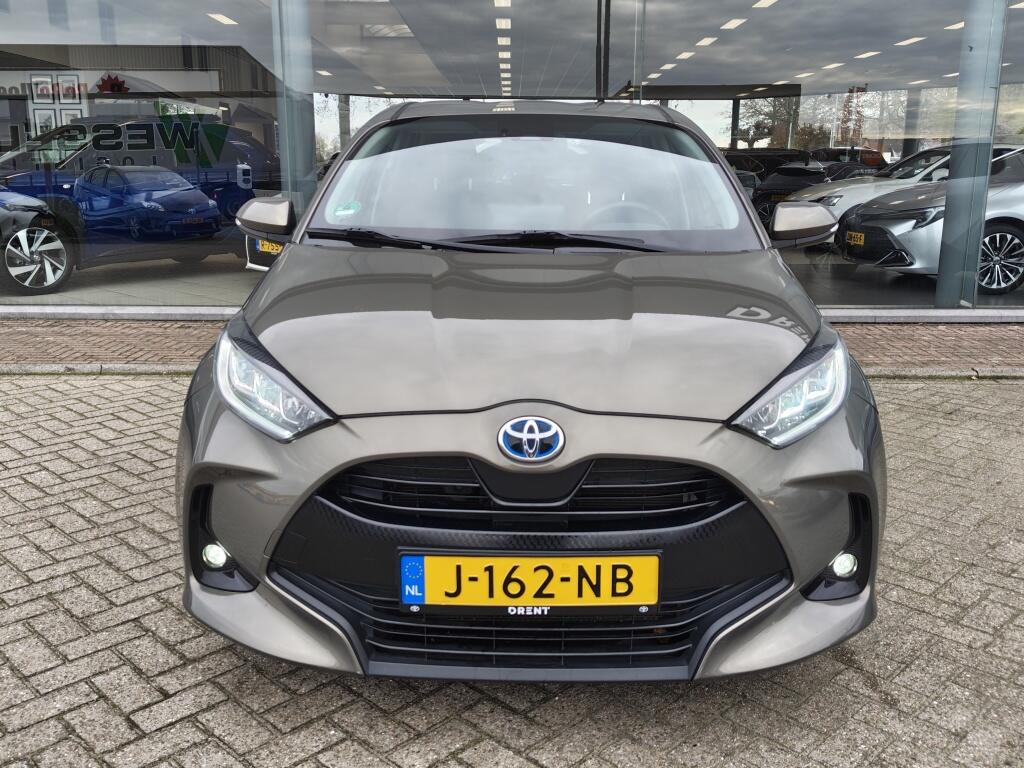 Toyota Yaris 1.5 Hybrid First Edition | Navi | Keyless Start & Entry | Androi - Image 6