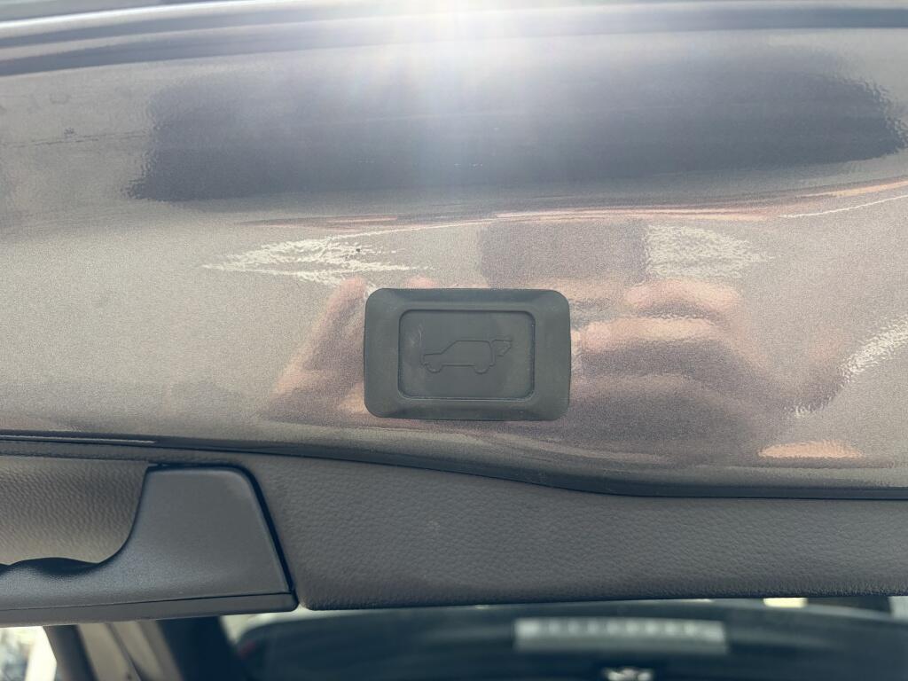 Toyota RAV4 2.5 Plug-In Hybrid Bi-Tone + | JBL | 360 Camera | HUD | Trekhaak - Image 42